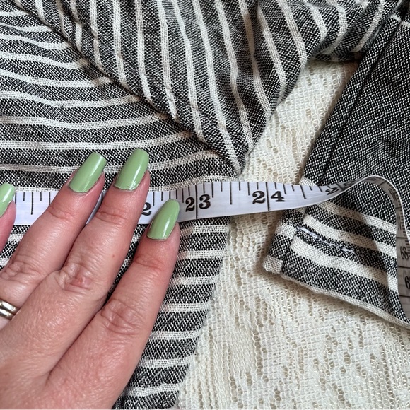 The Loomia Neci Turkish cotton robe - Picture 6 of 8